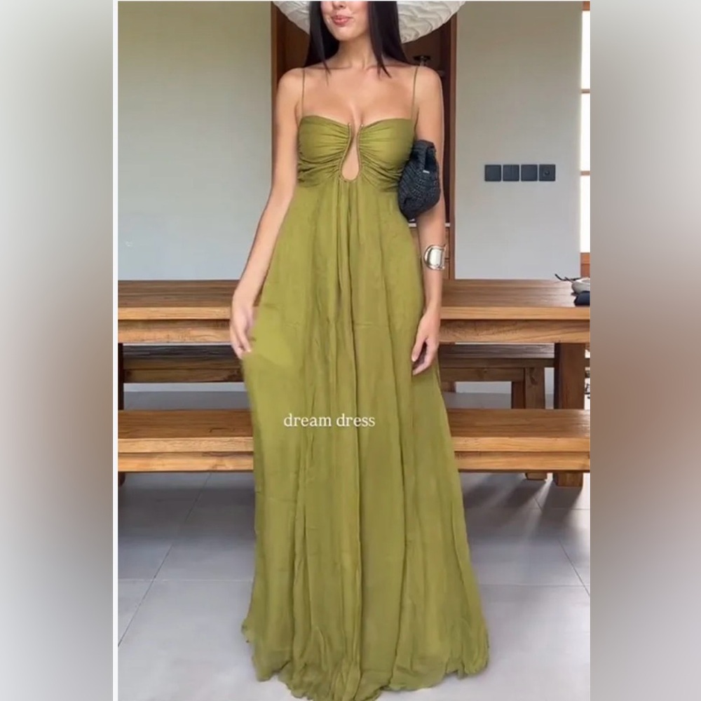 Green dress